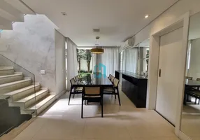 Foto 1 de Casa de Condomínio com 4 Quartos à venda, 315m² em Brooklin, São Paulo