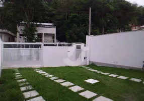 Foto 1 de Casa com 4 Quartos à venda, 200m² em Itacoatiara, Niterói