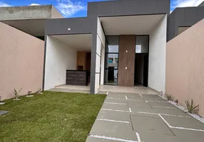 Foto 1 de Casa com 3 Quartos à venda, 107m² em Engenheiro Luciano Cavalcante, Fortaleza