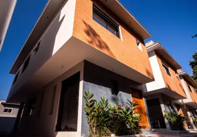 Foto 1 de Casa de Condomínio com 3 Quartos à venda, 130m² em Camburi, São Sebastião