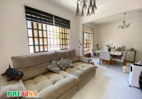 Foto 1 de Casa com 4 Quartos à venda, 248m² em Santa Efigênia, Belo Horizonte