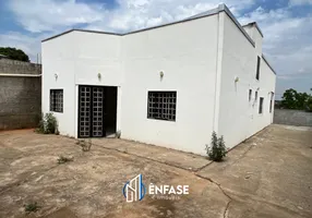 Foto 1 de Casa com 3 Quartos à venda, 360m² em Novo Igarapé, Igarapé