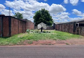 Foto 1 de Lote/Terreno à venda, 250m² em Jardim Curitibano, Foz do Iguaçu