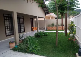 Foto 1 de Casa com 4 Quartos à venda, 205m² em Canasvieiras, Florianópolis