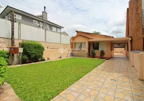 Foto 1 de Casa com 2 Quartos à venda, 120m² em Chácara das Pedras, Porto Alegre