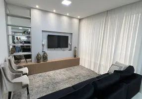 Foto 1 de Apartamento com 3 Quartos à venda, 90m² em Meia Praia, Itapema