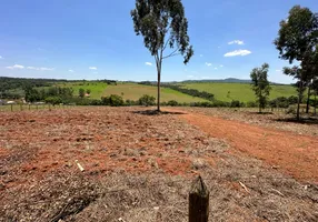 Foto 1 de Fazenda/Sítio à venda, 1010m² em Concenza, Mateus Leme