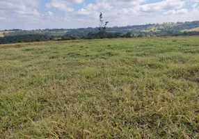 Foto 1 de Fazenda/Sítio com 2 Quartos à venda, 70m² em Zona Rural, Angatuba