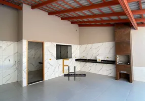 Foto 1 de Casa com 3 Quartos à venda, 134m² em Vila Oliveira, Aparecida de Goiânia