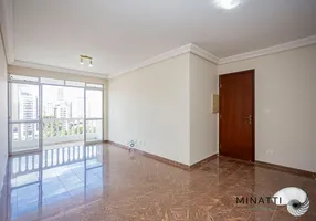 Foto 1 de Apartamento com 3 Quartos para alugar, 117m² em Cristo Rei, Curitiba