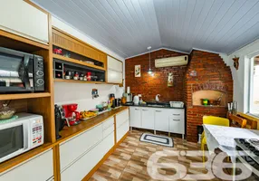 Foto 1 de Casa com 3 Quartos à venda, 126m² em Paranaguamirim, Joinville