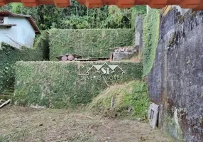 Foto 1 de Lote/Terreno à venda, 200m² em Castelanea, Petrópolis