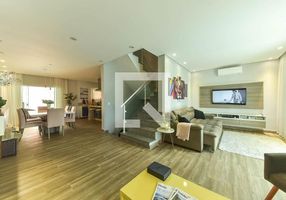 Foto 1 de Casa de Condomínio com 4 Quartos para alugar, 250m² em Centro, Ribeirão Pires