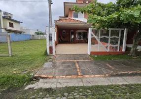Foto 1 de Sobrado com 3 Quartos à venda, 160m² em Capao Novo, Capão da Canoa