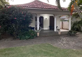 Foto 1 de Casa de Condomínio com 4 Quartos à venda, 500m² em Parque Turf Club, Campos dos Goytacazes