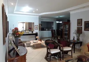 Foto 1 de Casa com 3 Quartos à venda, 623m² em Jardim Santa Cruz, São Paulo