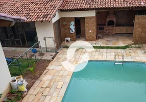 Foto 1 de Casa com 5 Quartos para venda ou aluguel, 401m² em Camboinhas, Niterói