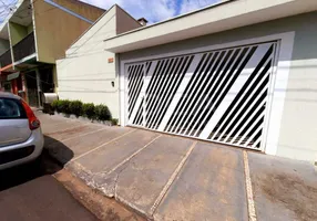 Foto 1 de Casa com 3 Quartos à venda, 188m² em Jardim Beatriz, São Carlos