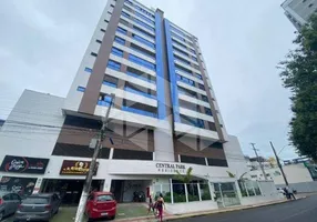 Foto 1 de Apartamento com 3 Quartos para alugar, 121m² em Kobrasol, São José