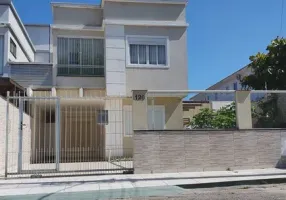 Foto 1 de Sobrado com 3 Quartos à venda, 200m² em Ingleses do Rio Vermelho, Florianópolis