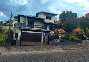 Foto 1 de Casa com 4 Quartos à venda, 236m² em Vila Verde, Caxias do Sul