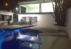 Foto 1 de Casa com 3 Quartos à venda, 560m² em Badu, Niterói