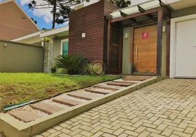 Foto 1 de Casa com 5 Quartos para alugar, 300m² em Ahú, Curitiba