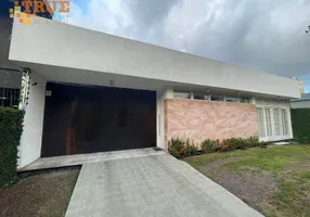 Foto 1 de Casa com 4 Quartos à venda, 300m² em Casa Forte, Recife