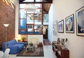 Foto 1 de Casa com 3 Quartos à venda, 191m² em Santo Cristo, Rio de Janeiro