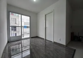 Foto 1 de Apartamento com 2 Quartos para alugar, 38m² em Cambuci, São Paulo