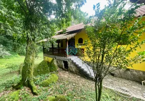 Foto 1 de Casa de Condomínio com 2 Quartos à venda, 100m² em Limoeiro, Guapimirim