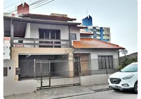 Foto 1 de Casa com 3 Quartos à venda, 266m² em Ipiranga, São José