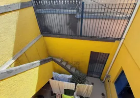 Foto 1 de Sobrado com 3 Quartos para alugar, 110m² em Vila Santa Maria, São Paulo