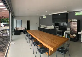 Foto 1 de Casa com 5 Quartos à venda, 300m² em , Brumadinho