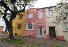 Foto 1 de Casa com 3 Quartos à venda, 145m² em Medianeira, Porto Alegre