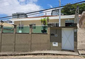 Foto 1 de Casa com 3 Quartos à venda, 239m² em Cidade São Francisco, São Paulo