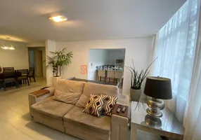 Foto 1 de Apartamento com 2 Quartos para alugar, 110m² em Centro, Florianópolis