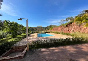 Foto 1 de Fazenda/Sítio com 4 Quartos à venda, 380m² em Taboao, Taubaté