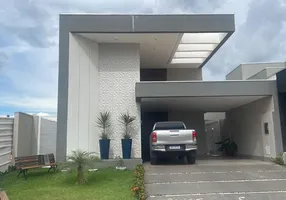 Foto 1 de Casa de Condomínio com 3 Quartos à venda, 170m² em Condomínio Belvedere II, Cuiabá