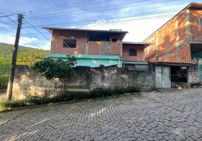 Foto 1 de Casa com 4 Quartos à venda, 200m² em Centro, Rio Novo do Sul