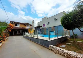 Foto 1 de Casa com 3 Quartos à venda, 244m² em Martim de Sa, Caraguatatuba