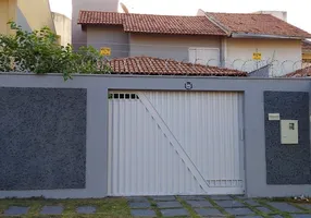 Foto 1 de Sobrado com 3 Quartos para alugar, 145m² em Jardim Santo Antônio, Goiânia