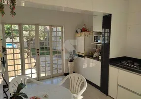 Foto 1 de Casa com 4 Quartos à venda, 271m² em Arvoredo, Contagem