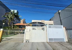 Foto 1 de Casa com 2 Quartos à venda, 68m² em Tabuleiro Monte Alegre, Camboriú