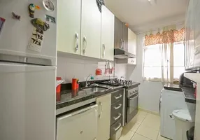 Foto 1 de Apartamento com 2 Quartos à venda, 48m² em Campo de Santana, Curitiba