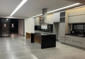 Foto 1 de Casa de Condomínio com 3 Quartos à venda, 309m² em Jardim Shangri La, Bauru