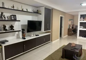 Foto 1 de Casa com 4 Quartos à venda, 250m² em Estreito, Florianópolis