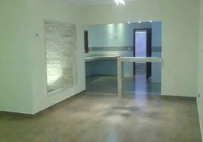 Foto 1 de Casa com 3 Quartos à venda, 114m² em Monte Azul, São Paulo