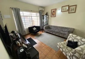 Foto 1 de Casa com 3 Quartos à venda, 142m² em Vila Mogilar, Mogi das Cruzes