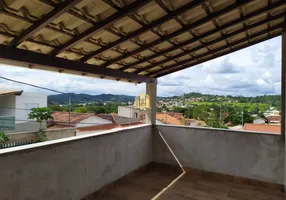 Foto 1 de Casa com 5 Quartos à venda, 250m² em Fernão Dias, Esmeraldas